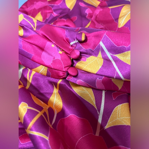 Bebe - Mock Neck Keyhole Halter Bodysuit (NWT) - Picture 6 of 8